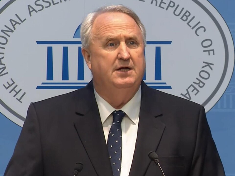 국회의원직을 사퇴하는 인요한 국회의원