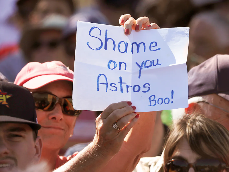 휴스턴 애스트로스 사인 훔치기 스캔들