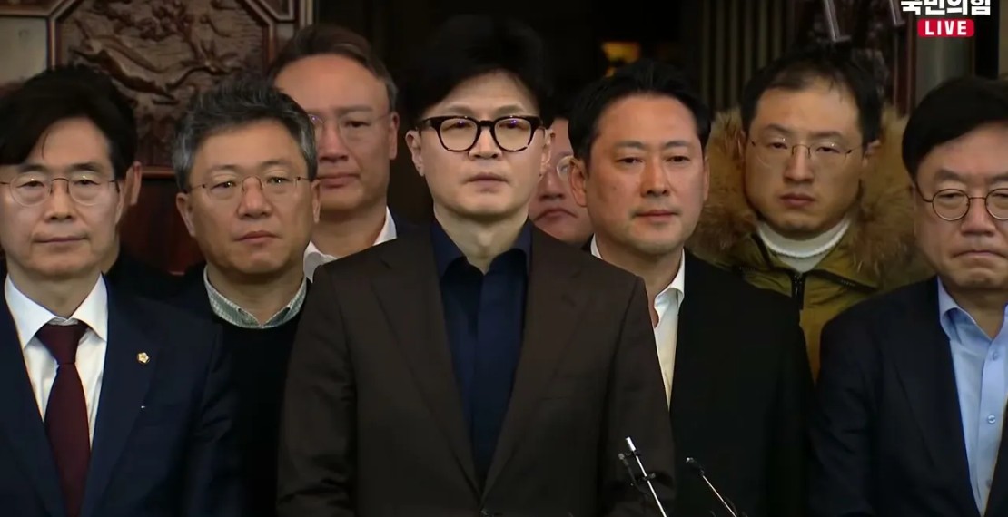 2024년 12월 4일 국회에서 긴급 기자회견을 하는 한동훈 당시 국민의힘 대표